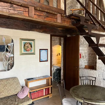 Bed & Breakfast La Guendalina Masseria E Casa Particular 3*